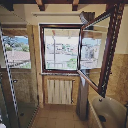 Puntozero Oda ve Kahvaltı Scanzorosciate
